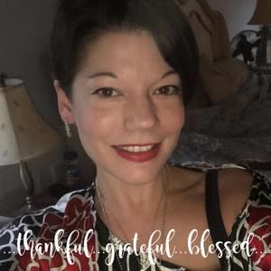 Meet your Posher, Leigh